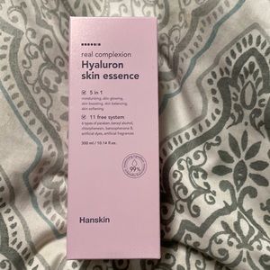 Real complexion hyaluron skin essence